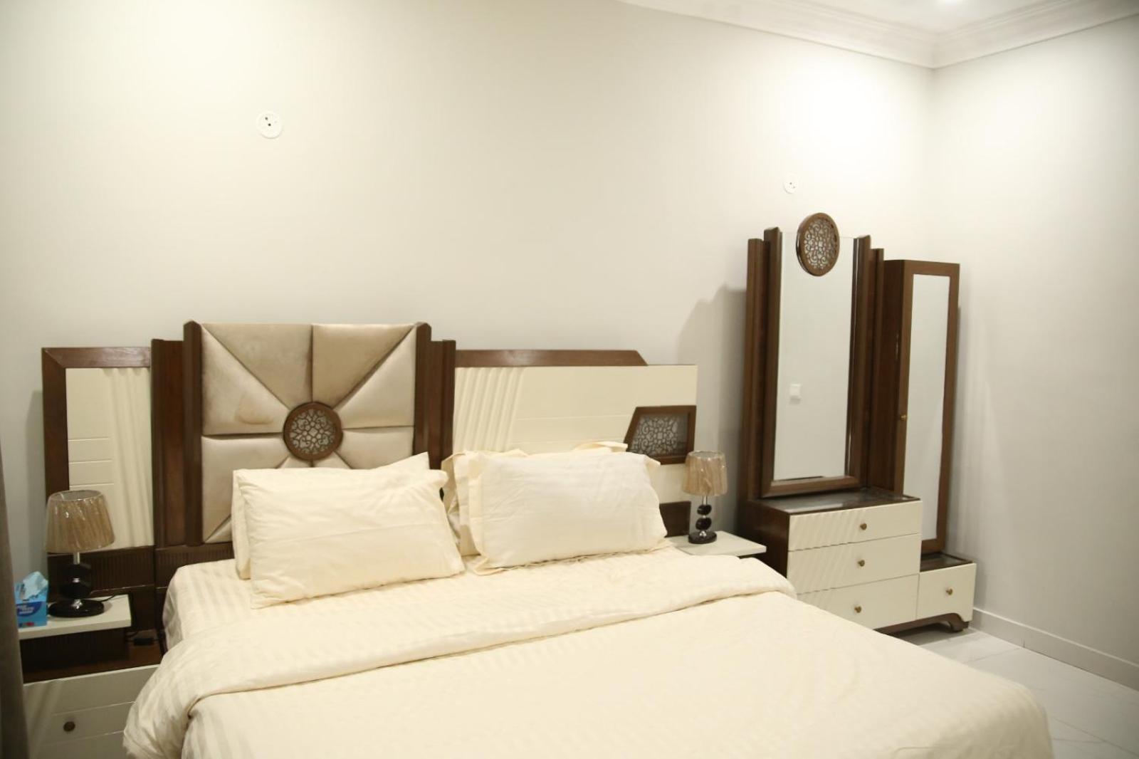 קראצ'י Al Rasheed Apartments Second Floor Apartment מראה חיצוני תמונה