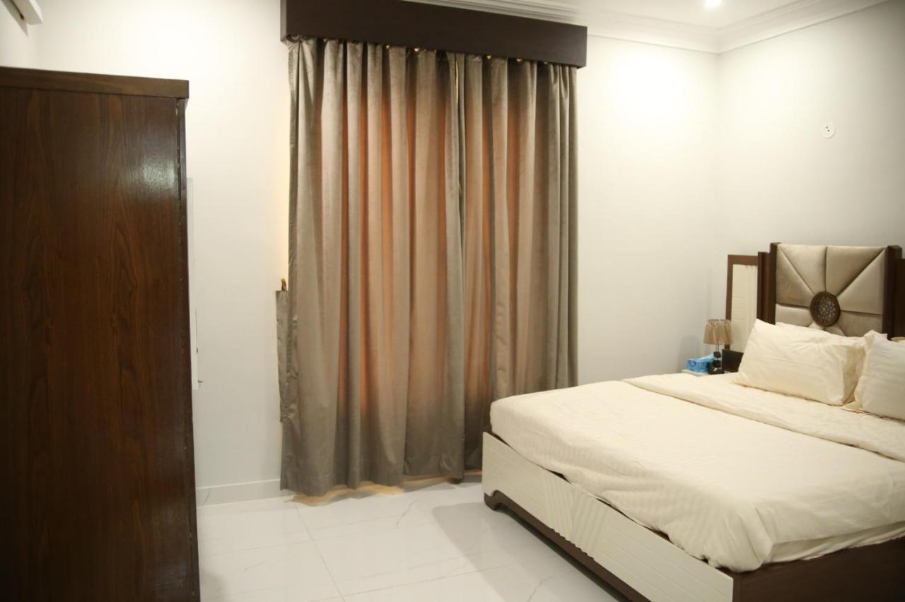 קראצ'י Al Rasheed Apartments Second Floor Apartment מראה חיצוני תמונה