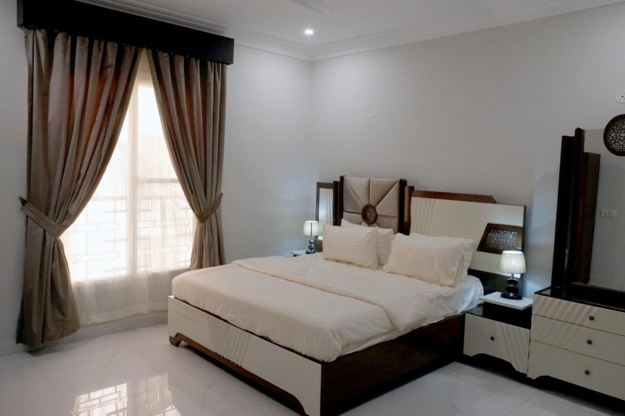 קראצ'י Al Rasheed Apartments Second Floor Apartment מראה חיצוני תמונה