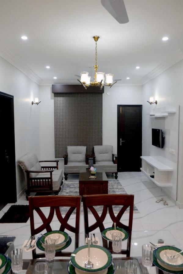 קראצ'י Al Rasheed Apartments Second Floor Apartment מראה חיצוני תמונה